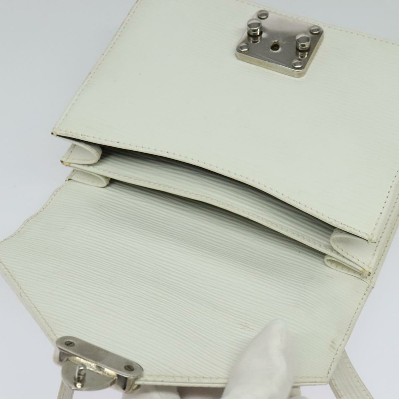 【日本直送】FENDI 肩背包 皮革 白色 銀色 正品 BA5134-10