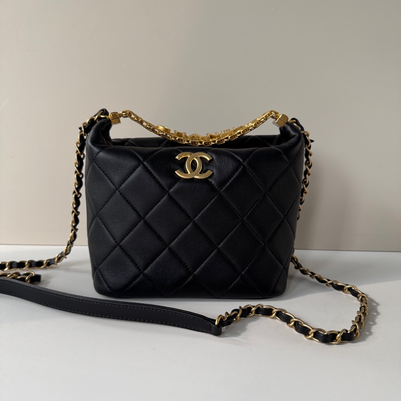 Chanel 黑色 金鍊 字母 水鑽 Hobo 手提 斜背 兩用 飯盒包-0