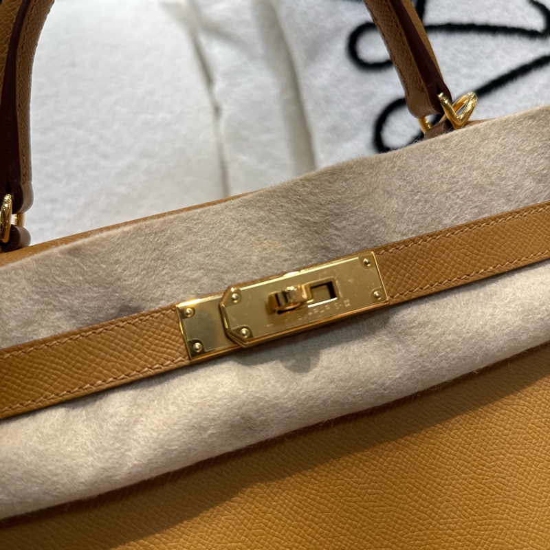 HERMES 新色 Kelly 28 芝麻色 2S EPSOM皮 金釦 外縫 B刻-7