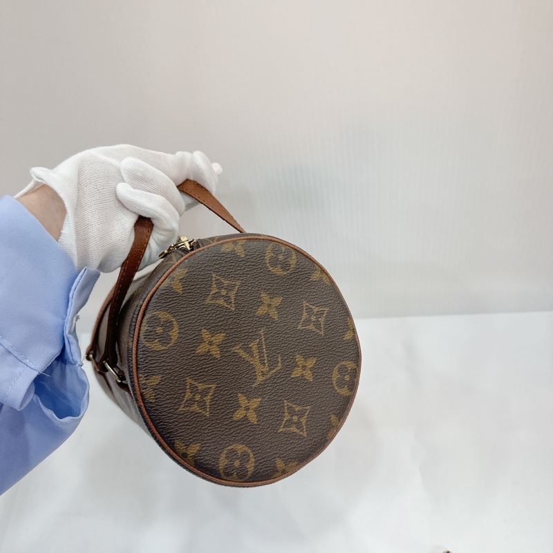 莉亞精品♡ LV 巴比龍圓筒包 二手美包-4
