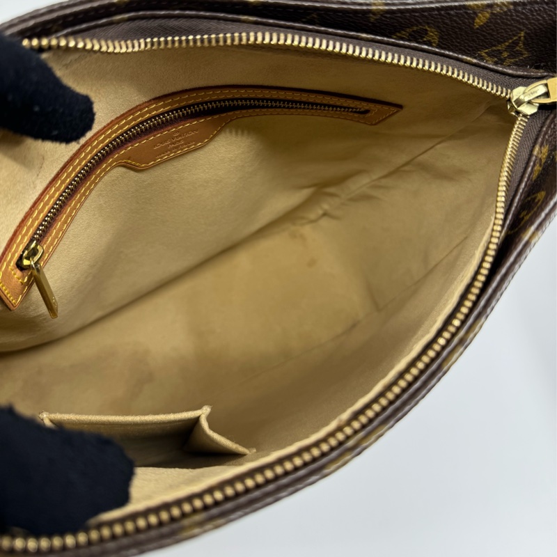 Louis Vuitton Monogram Looping GM size-24