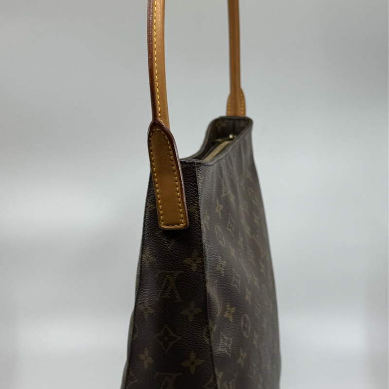 Louis Vuitton Monogram Looping GM size-30