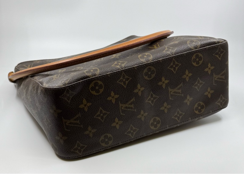 Louis Vuitton Monogram Looping GM size-32