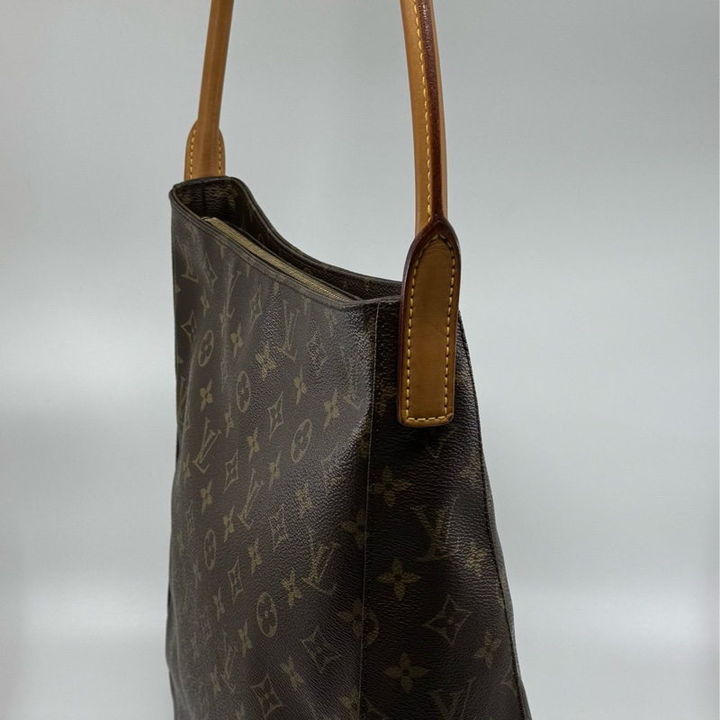 Louis Vuitton Monogram Looping GM size-42