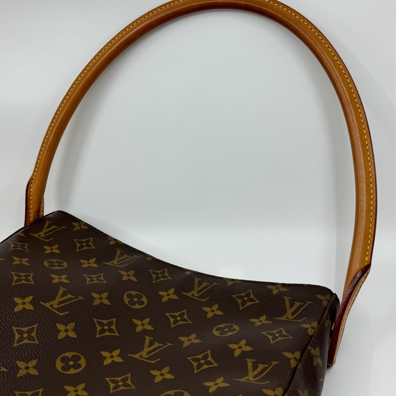 Louis Vuitton Monogram Looping GM size-47