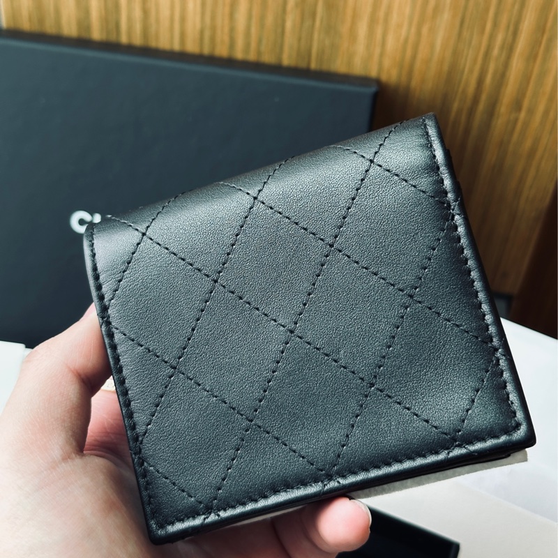#專櫃斷貨 #全新帶膜25年購證 香奈兒SoBlack全牛皮對開短夾🈶零錢袋-5