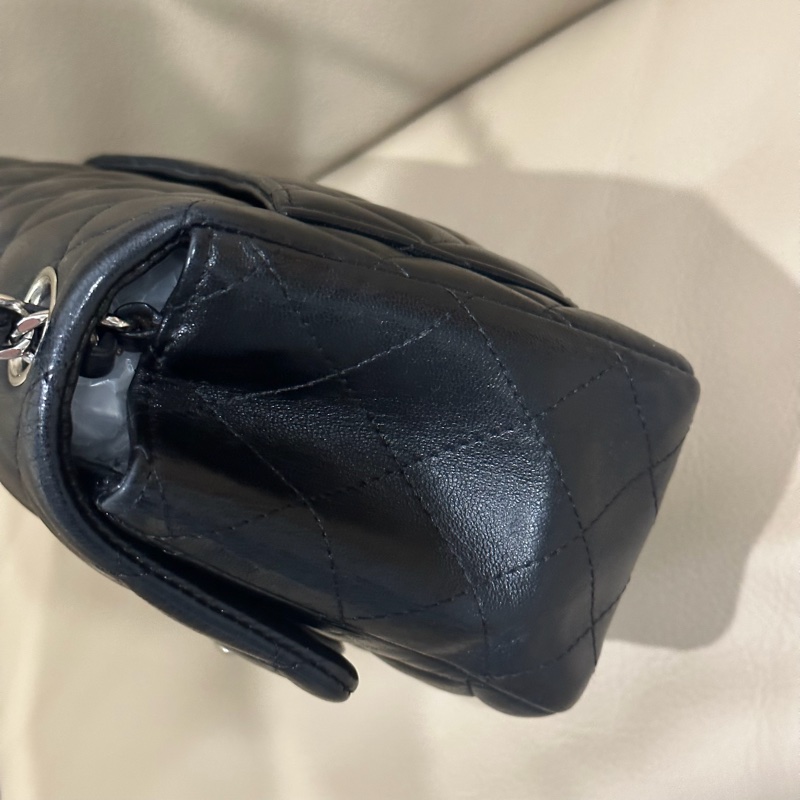 🈶盒子塵袋購證♥️ Chanel 黑銀經典胖子-9