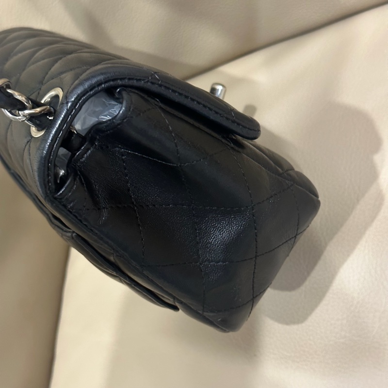 🈶盒子塵袋購證♥️ Chanel 黑銀經典胖子-10