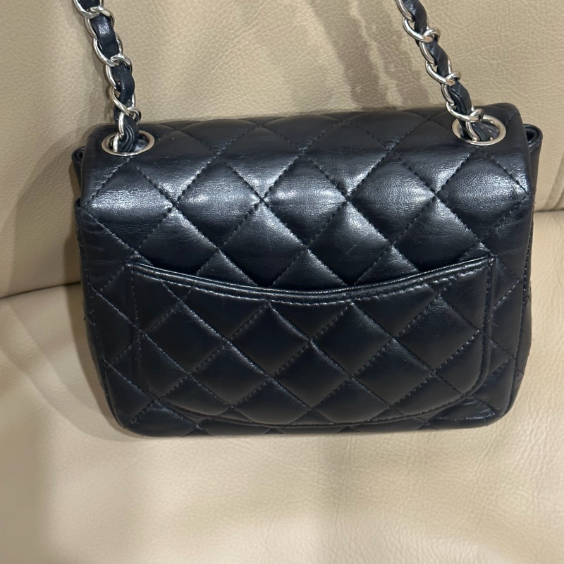 🈶盒子塵袋購證♥️ Chanel 黑銀經典胖子-11