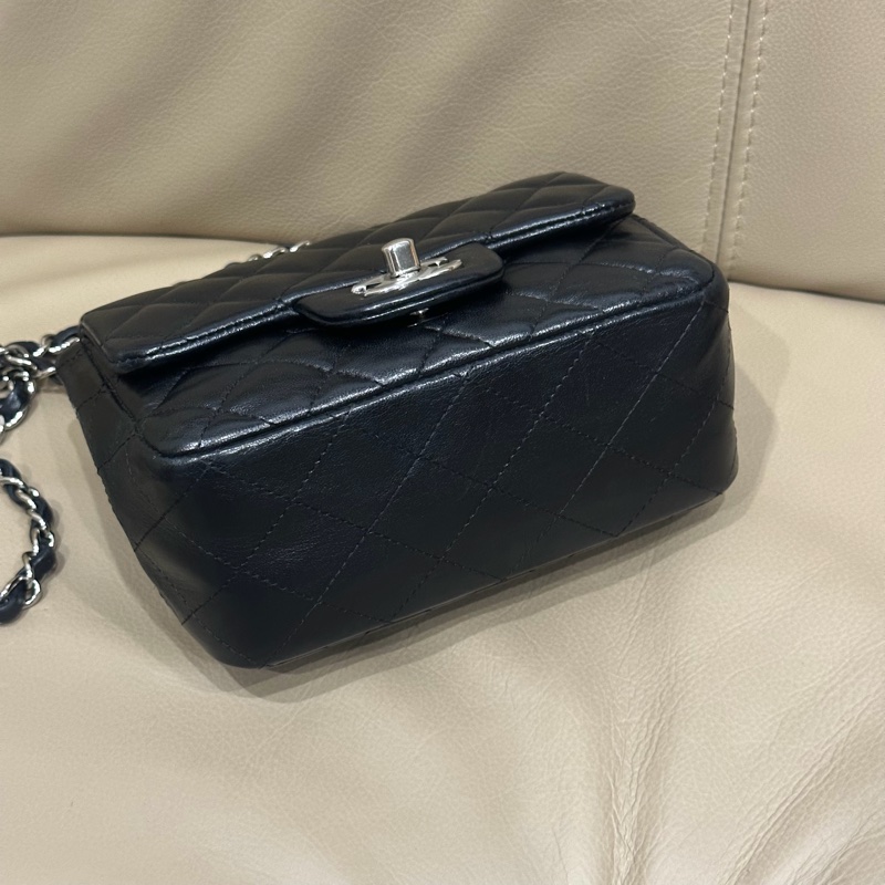 🈶盒子塵袋購證♥️ Chanel 黑銀經典胖子-13