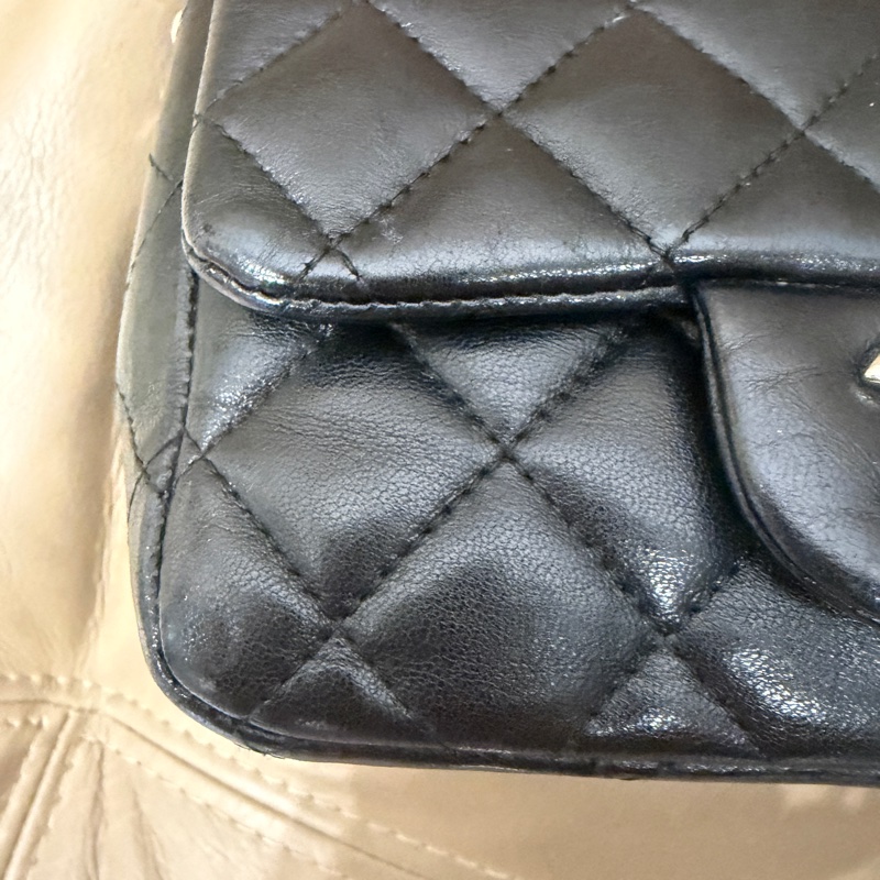 🈶盒子塵袋購證♥️ Chanel 黑銀經典胖子-24
