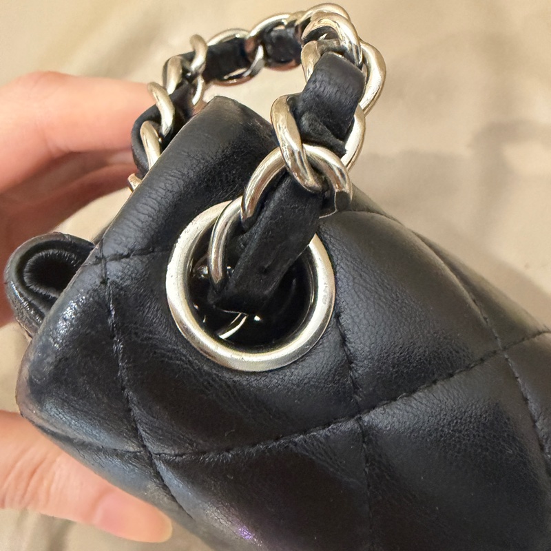 🈶盒子塵袋購證♥️ Chanel 黑銀經典胖子-30