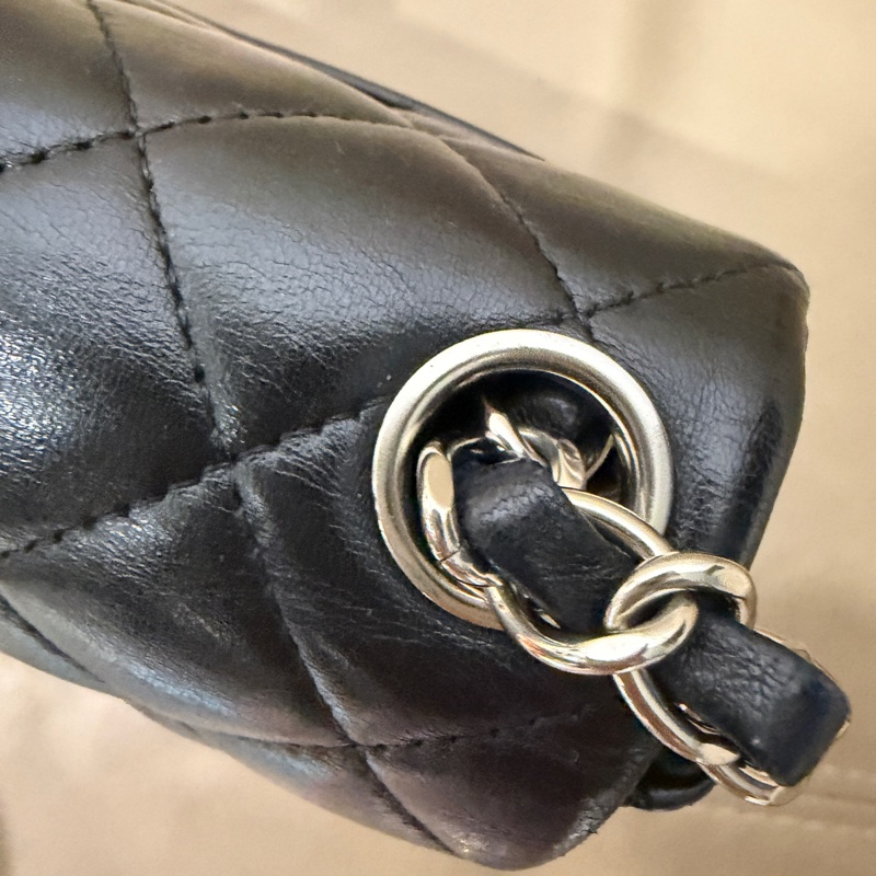 🈶盒子塵袋購證♥️ Chanel 黑銀經典胖子-31
