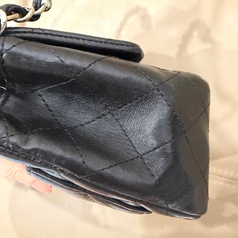 🈶盒子塵袋購證♥️ Chanel 黑銀經典胖子-36