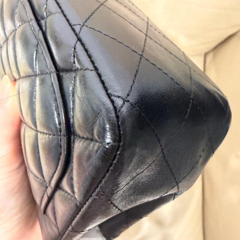 🈶盒子塵袋購證♥️ Chanel 黑銀經典胖子-52