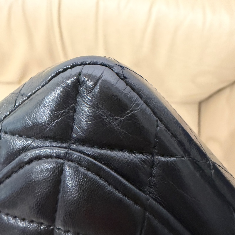 🈶盒子塵袋購證♥️ Chanel 黑銀經典胖子-56