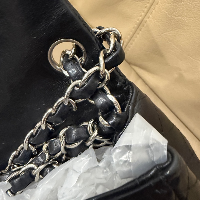 🈶盒子塵袋購證♥️ Chanel 黑銀經典胖子-65