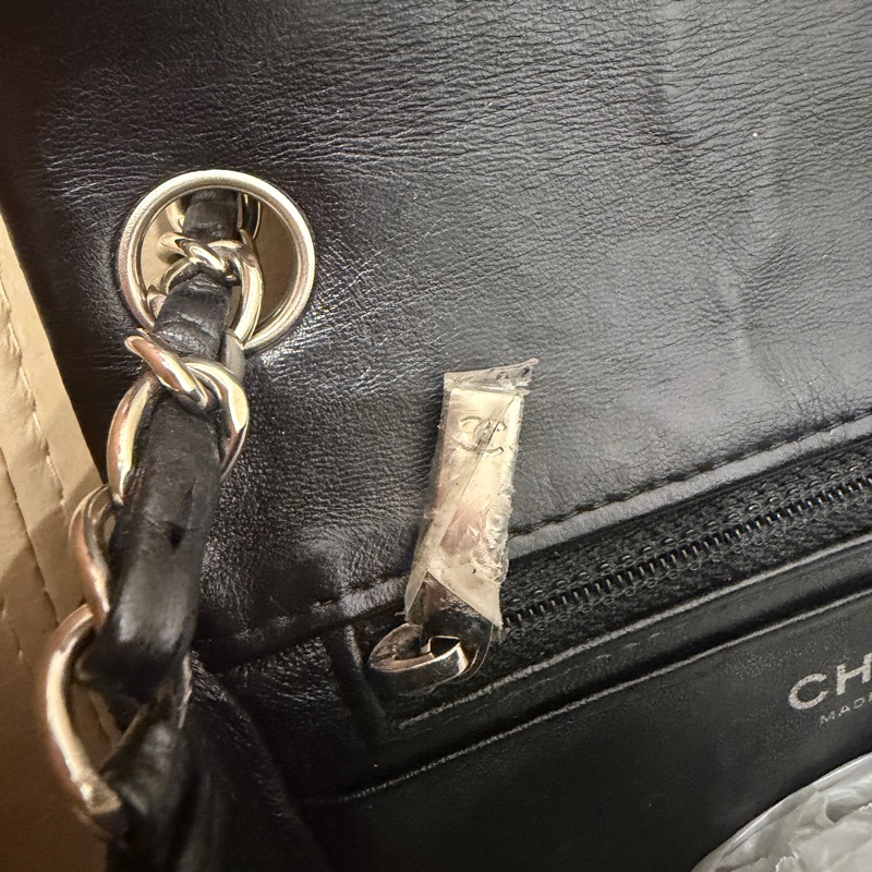 🈶盒子塵袋購證♥️ Chanel 黑銀經典胖子-80