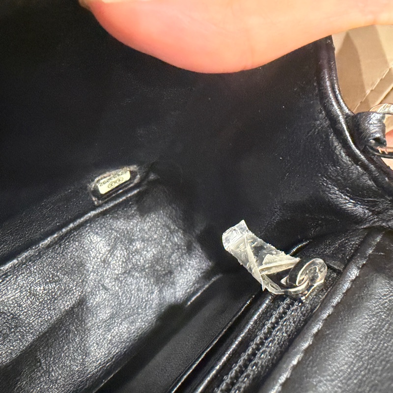 🈶盒子塵袋購證♥️ Chanel 黑銀經典胖子-84