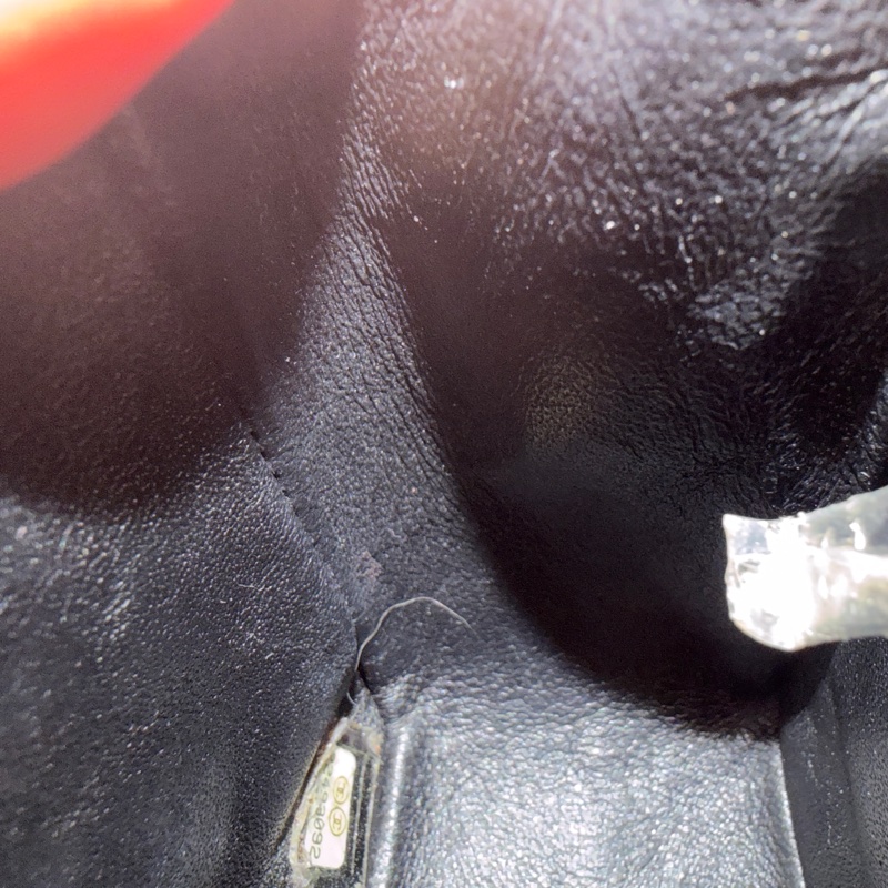 🈶盒子塵袋購證♥️ Chanel 黑銀經典胖子-87