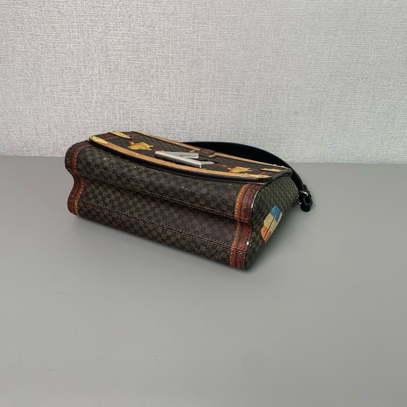 Louis Vuitton 限量Twist 鏈條包 棕色復古感🤎-6