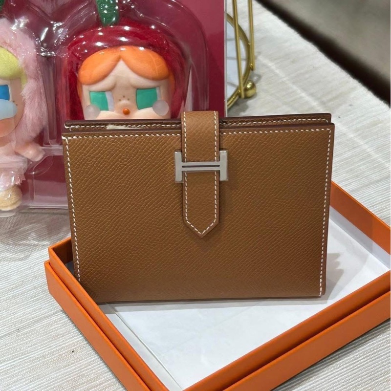Hermes bearn wallet ,GOLD,stamp W-0