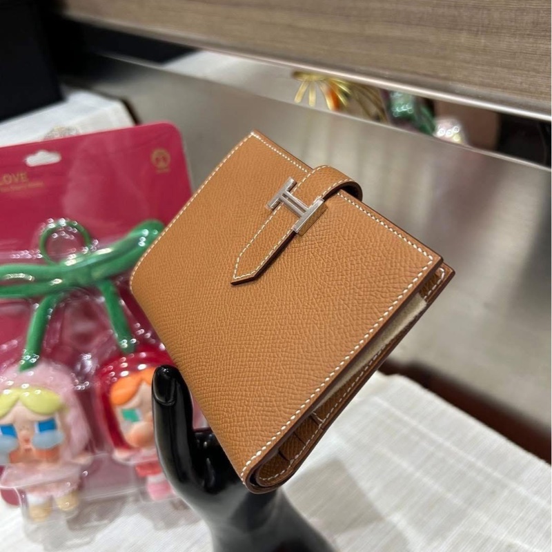 Hermes bearn wallet ,GOLD,stamp W-4