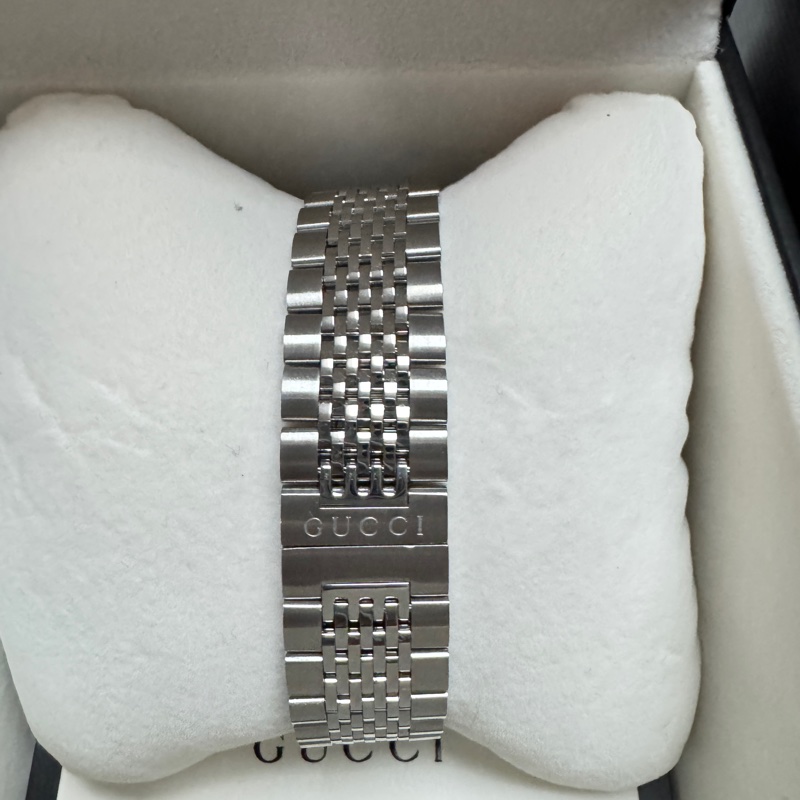 GUCCI G-Timeless 白色錶盤 銀色不鏽鋼錶帶 石英 男士YA126401-9