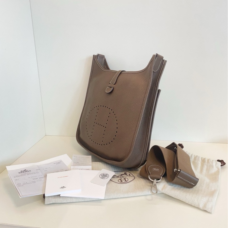 Hermes Evelyne 29 大象灰銀扣-3