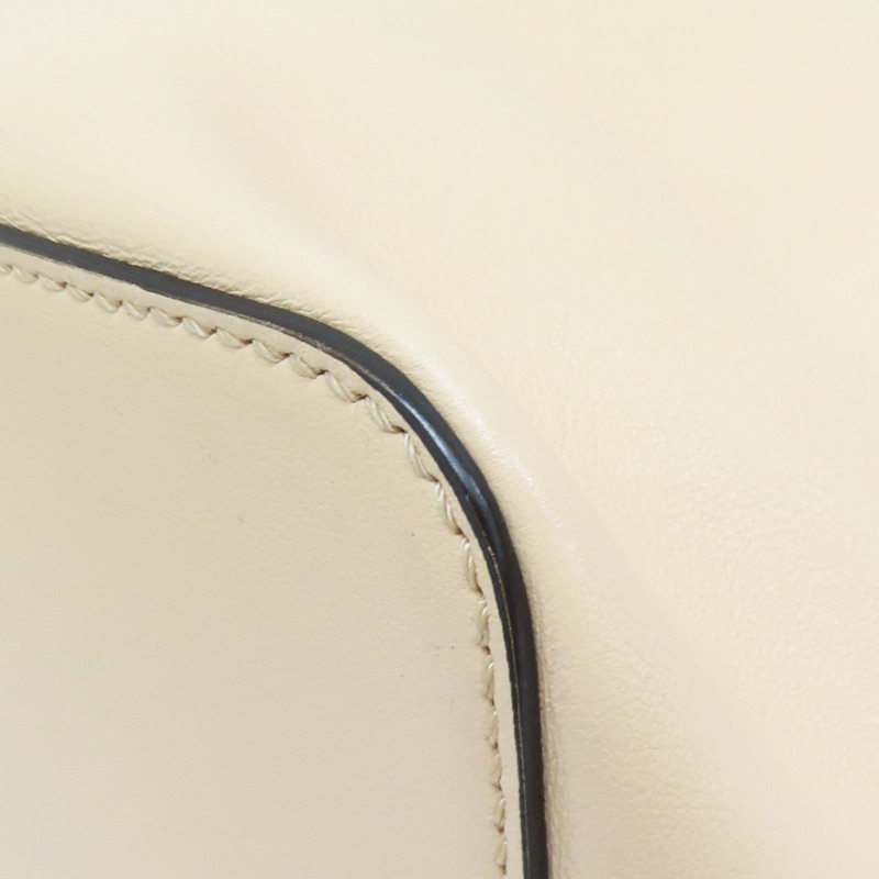 粉膚色牛皮 束口 Mon Tresor 水桶包 肩背包【FENDI 芬迪】 8BT298-9