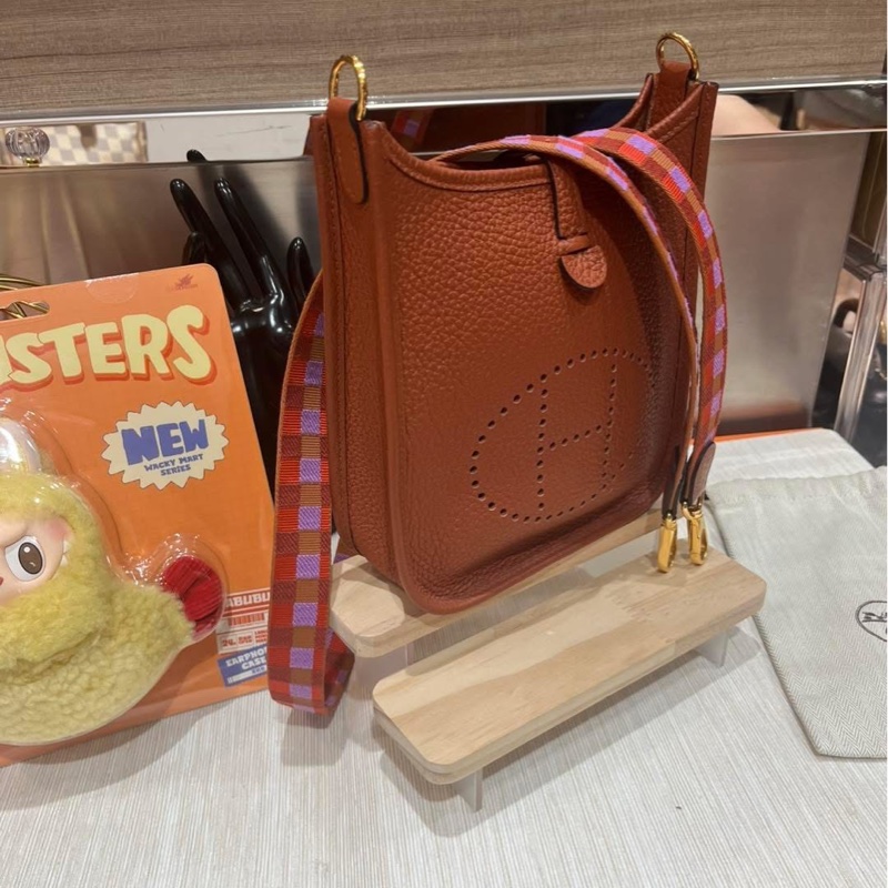 Hermes mini evelyne ,STAMP U,6C-4