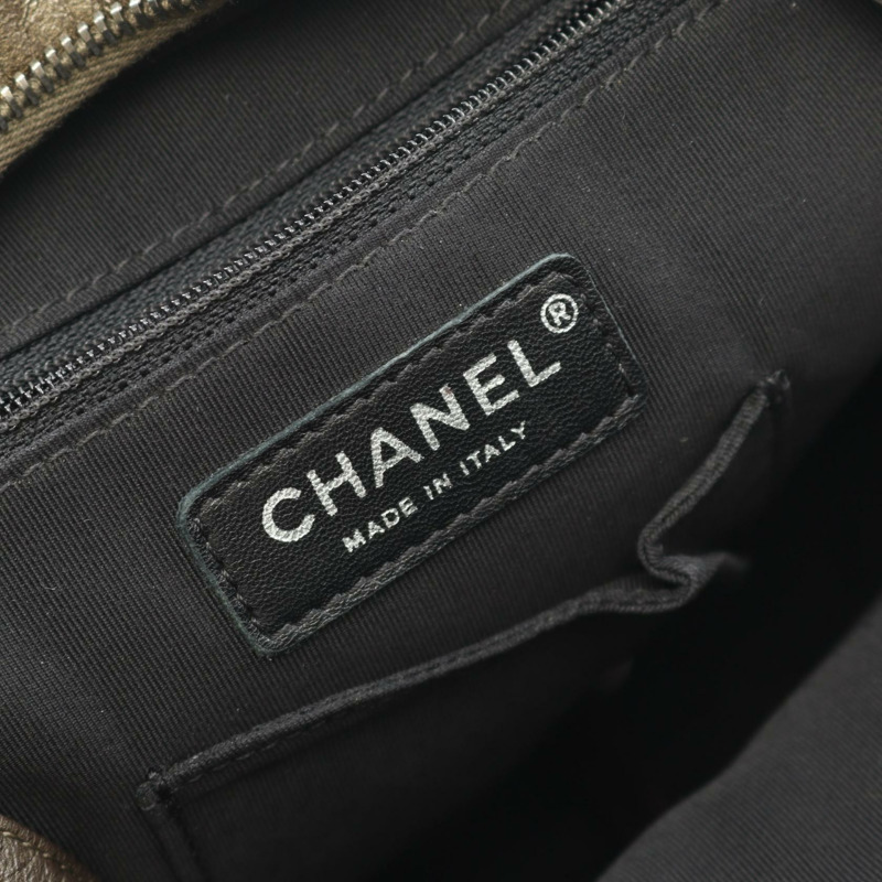 CHANEL Matelasse 鏈條背包 包 皮革 卡其色 二手 女款 CC 標誌-3