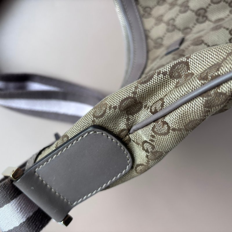 ::GUCCI:: 181092 米色烏木色GG帆布薰衣草紫色織帶半月包 斜背包-22