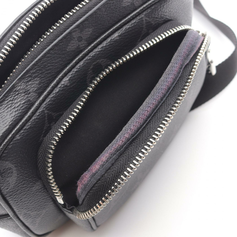 LOUIS VUITTON 戶外手拿包 腰包 M30755 Taigalama 帆布皮革 黑色-6
