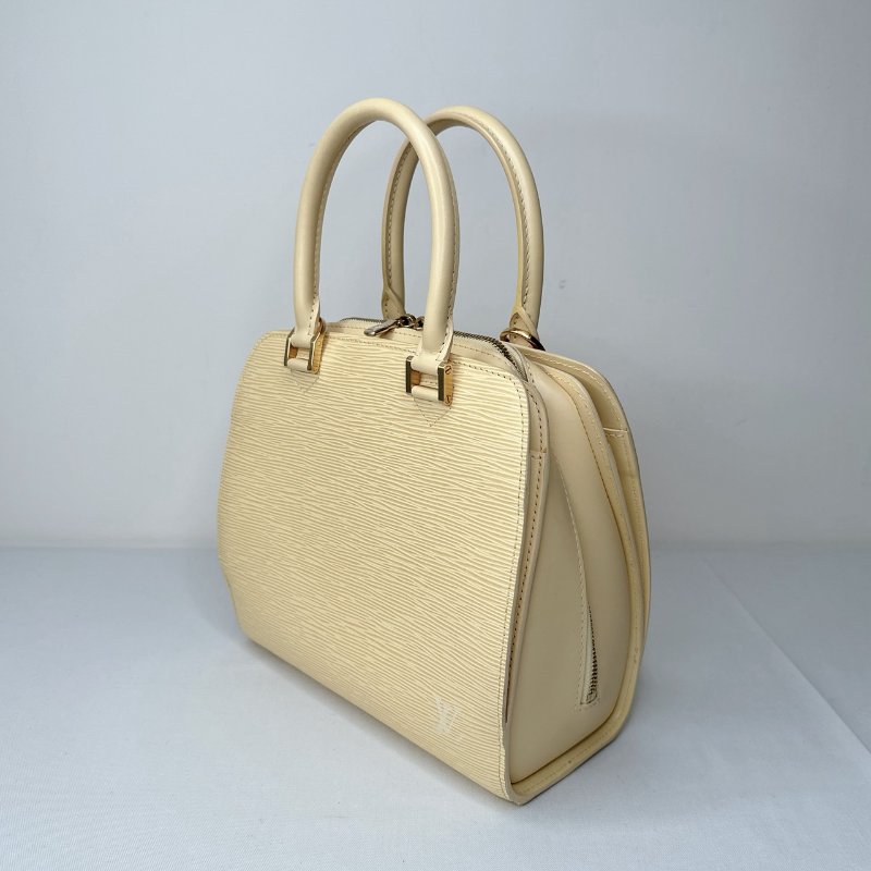 LV EPI水波紋鵝黃手提包-2