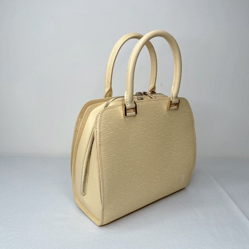 LV EPI水波紋鵝黃手提包-3