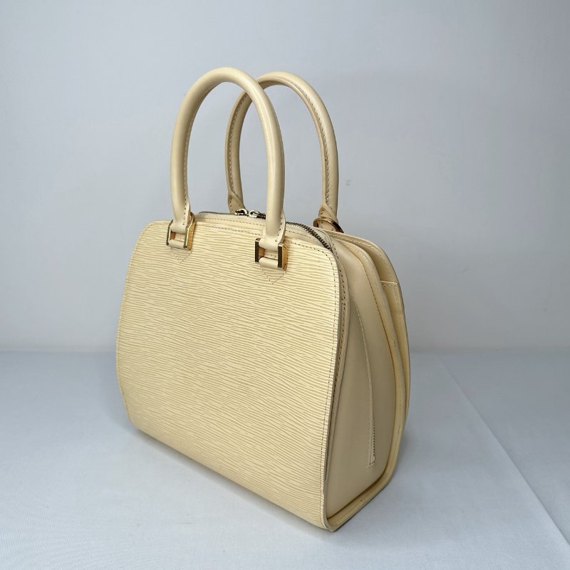 LV EPI水波紋鵝黃手提包-4