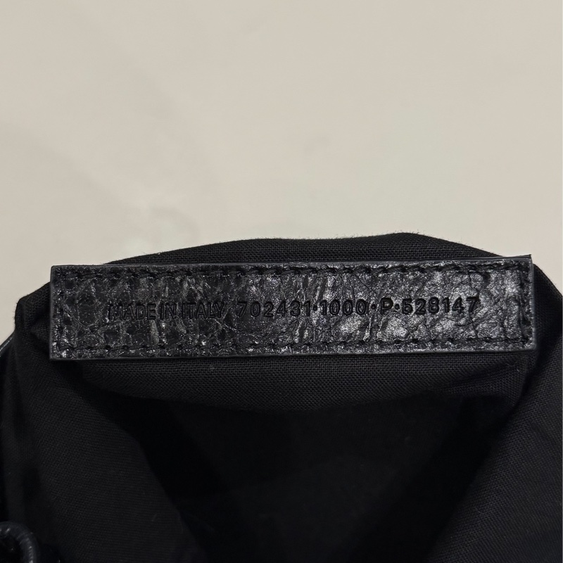 balenciaga 水桶包 降價為31000-10