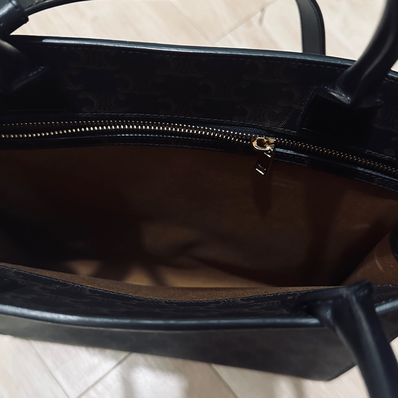 Celine 中型黑色 Triomphe 帆布垂直 Cabas 包-2