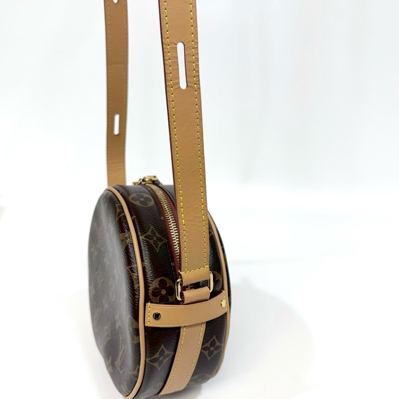 LV原花Boite Chapeau Souple軟圓餅包PM M45578-9