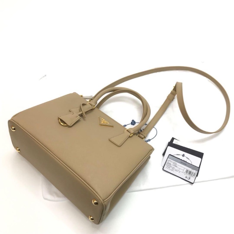 Prada sand bag-2