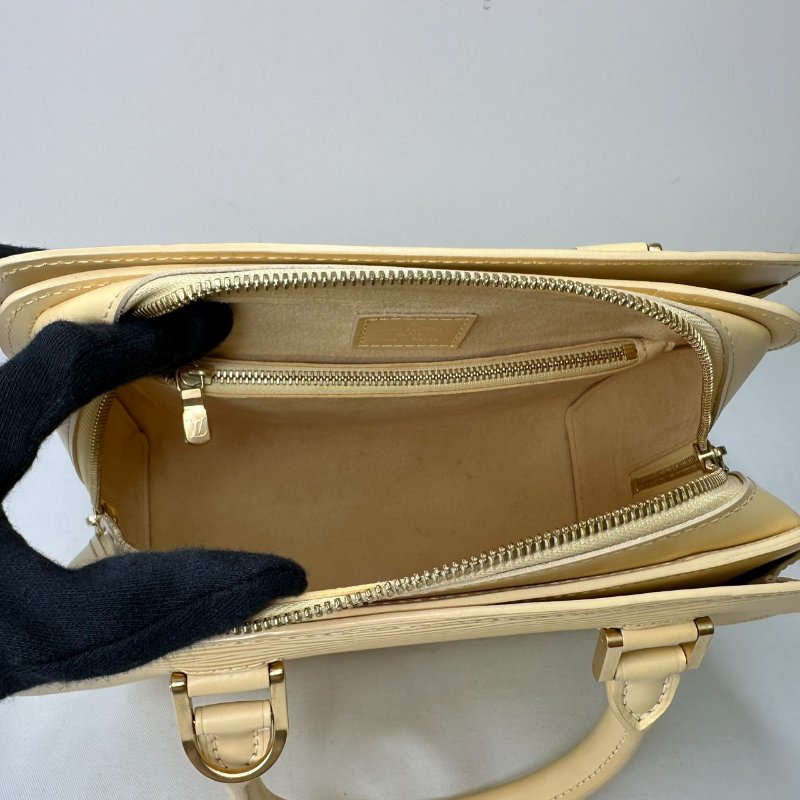 LV EPI水波紋鵝黃手提包-6