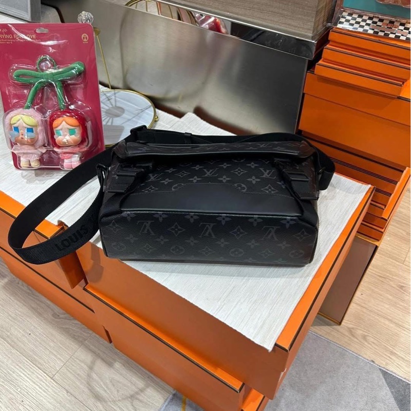 Lv Messenger Voyager PM M12517 NFC-3