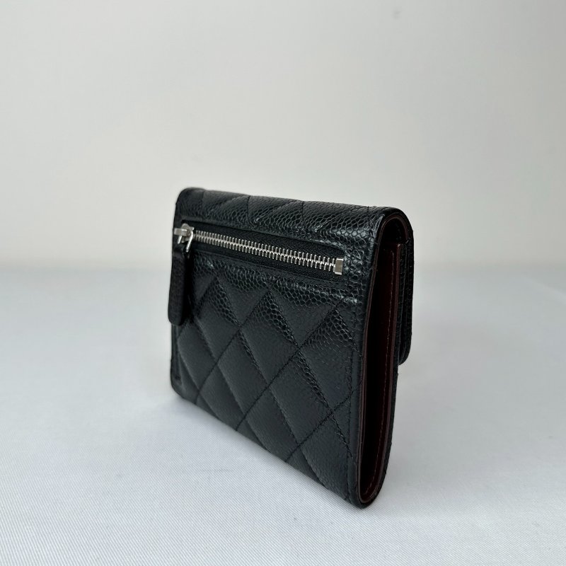 CHANEL 荔枝牛銀扣三折短夾-4