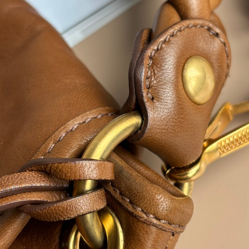 ::Miu Miu:: Coffer Hobo 棕色皮革可芙大肩背包 手提包 斜背包 Brown Matelassé Leather-20