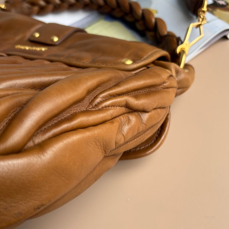 ::Miu Miu:: Coffer Hobo 棕色皮革可芙大肩背包 手提包 斜背包 Brown Matelassé Leather-29