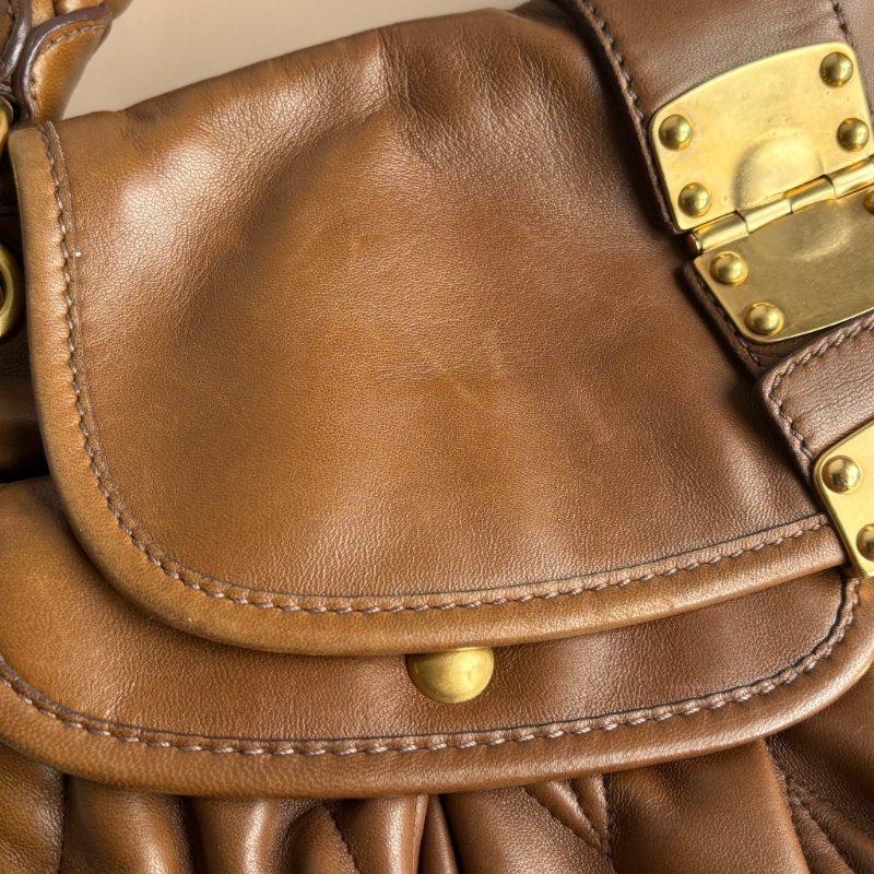 ::Miu Miu:: Coffer Hobo 棕色皮革可芙大肩背包 手提包 斜背包 Brown Matelassé Leather-36