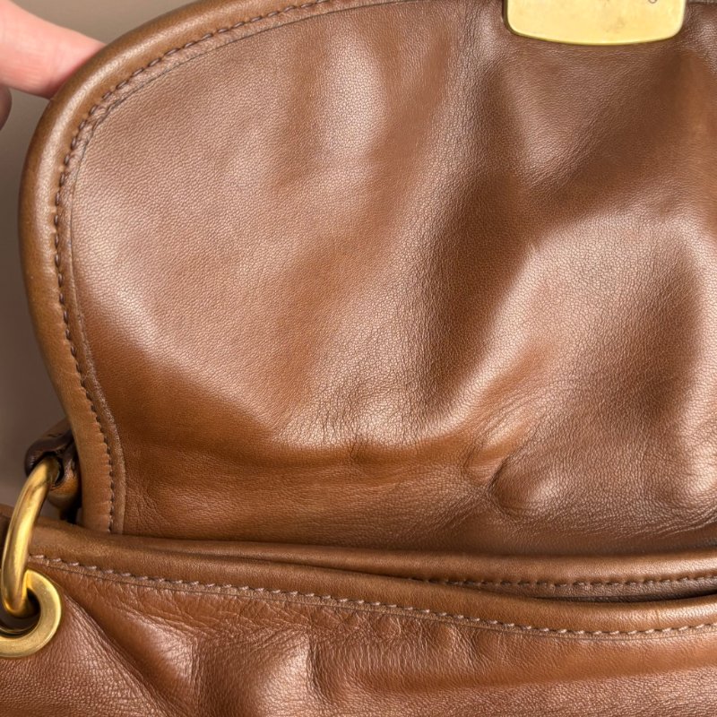 ::Miu Miu:: Coffer Hobo 棕色皮革可芙大肩背包 手提包 斜背包 Brown Matelassé Leather-44