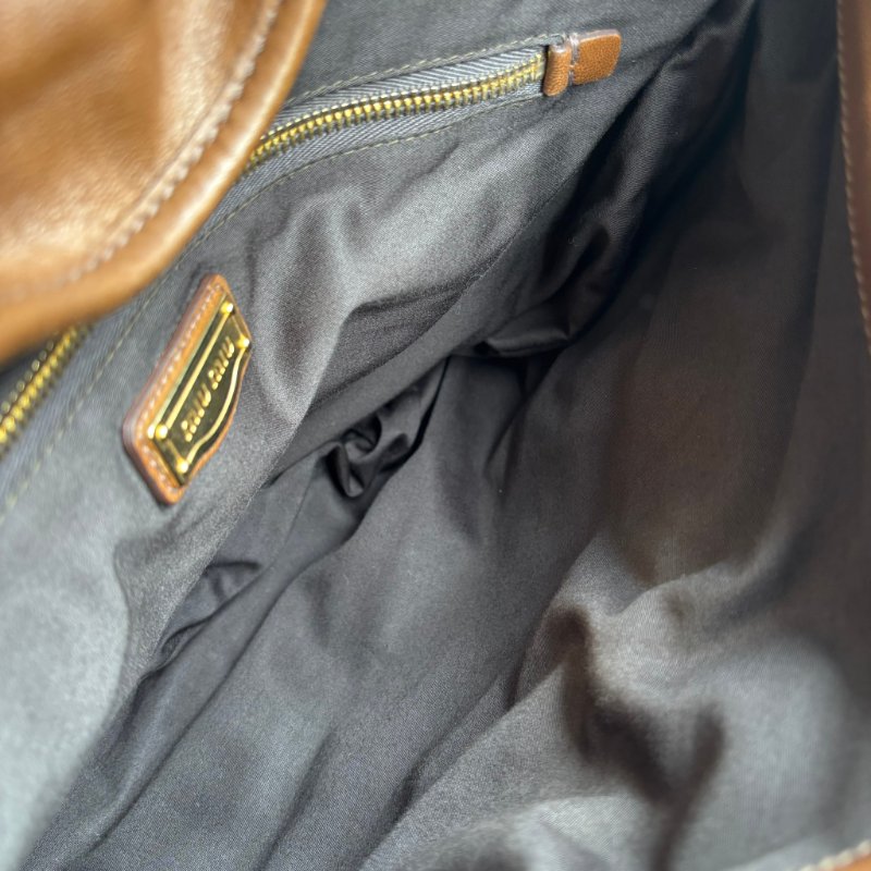 ::Miu Miu:: Coffer Hobo 棕色皮革可芙大肩背包 手提包 斜背包 Brown Matelassé Leather-56