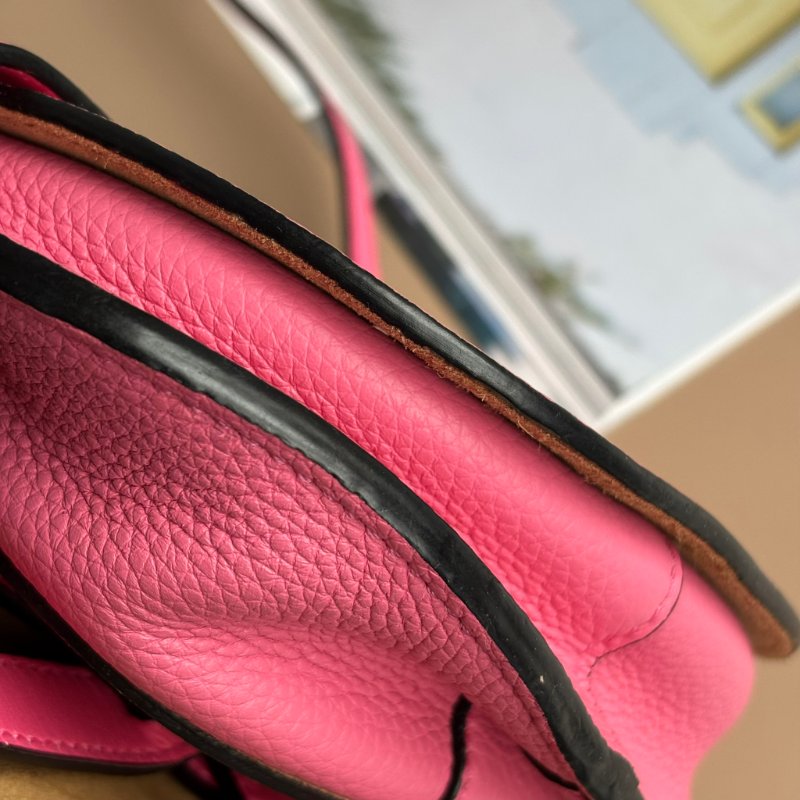::LOEWE:: 桃粉色 mini gate 斜背包-13